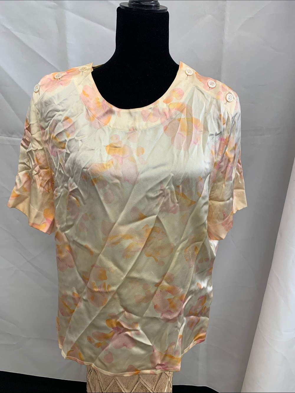 Escada Cream Short-Sleeve Floral Silk Blouse